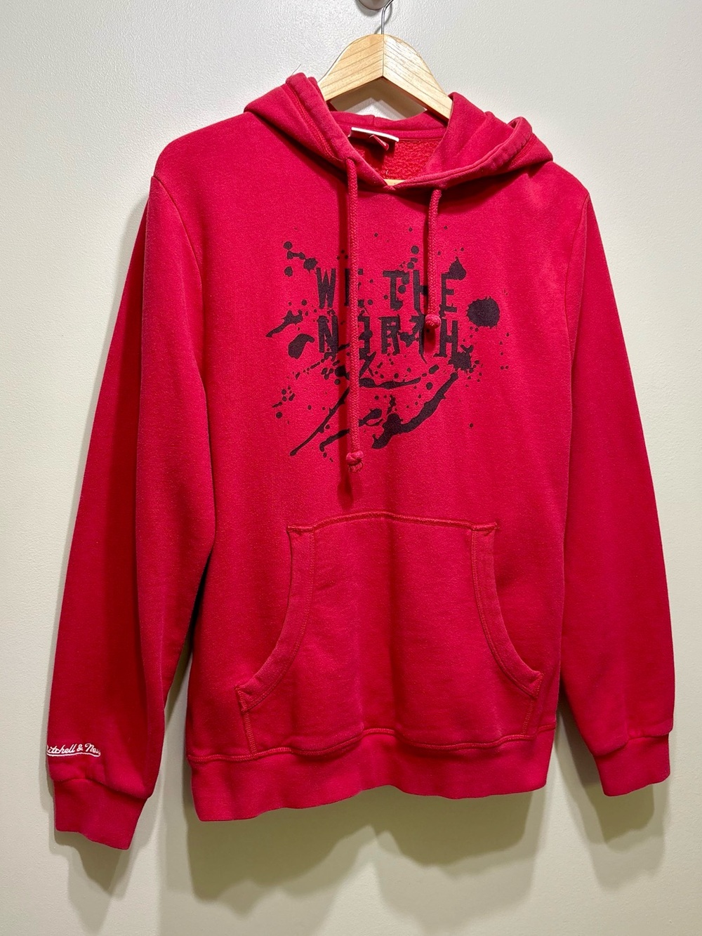 Mitchell & Ness We The North Hoodie Red Pullover Size Medium Toronto Raptors - Picture 2 of 9